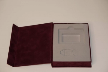 Коробки с ложементом