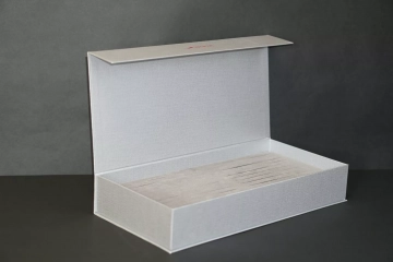 Коробки на магнитах