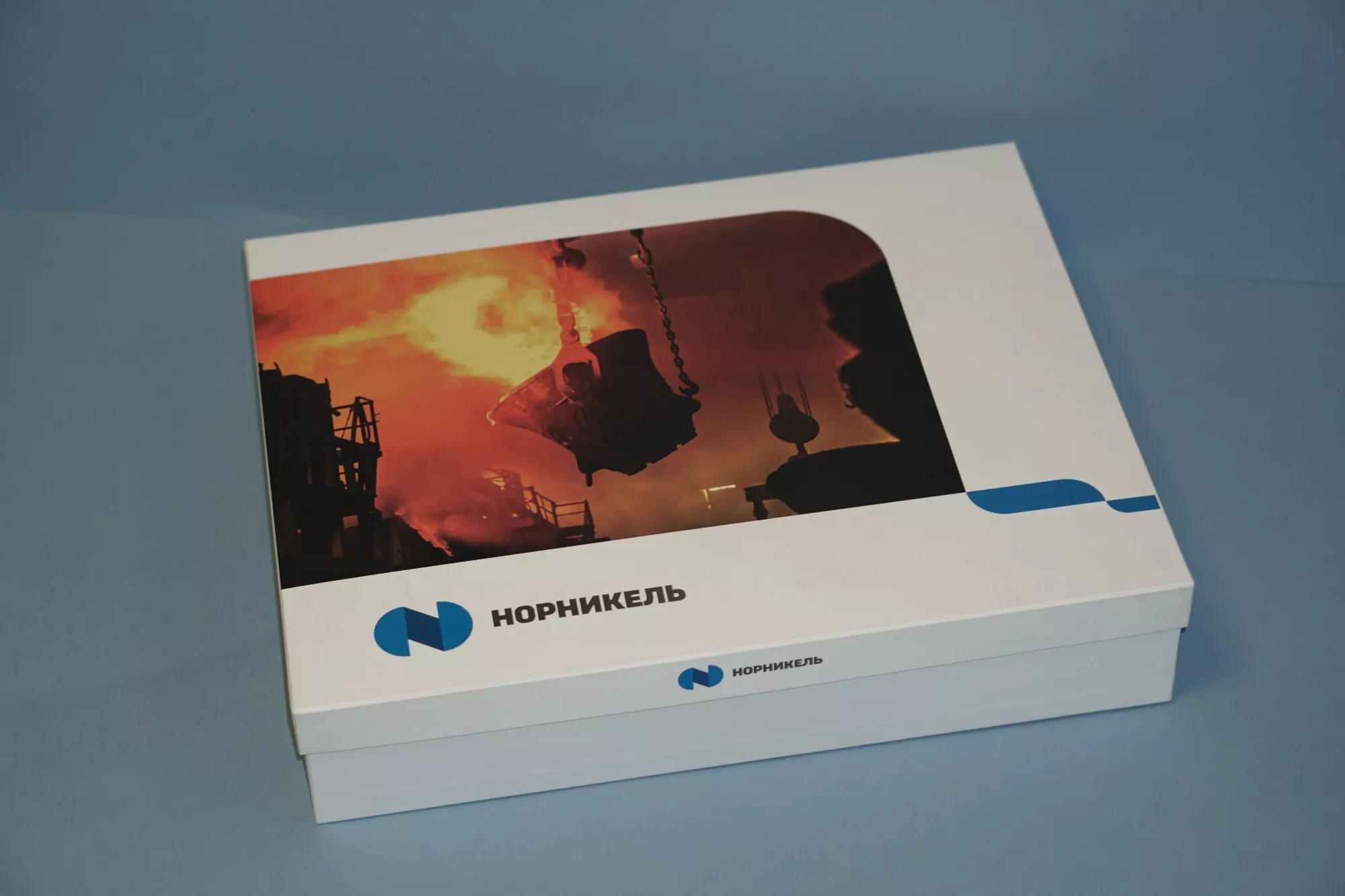 Коробка крышка-дно с полноцветной печатью Коробка крышка-дно с полноцветной печатью