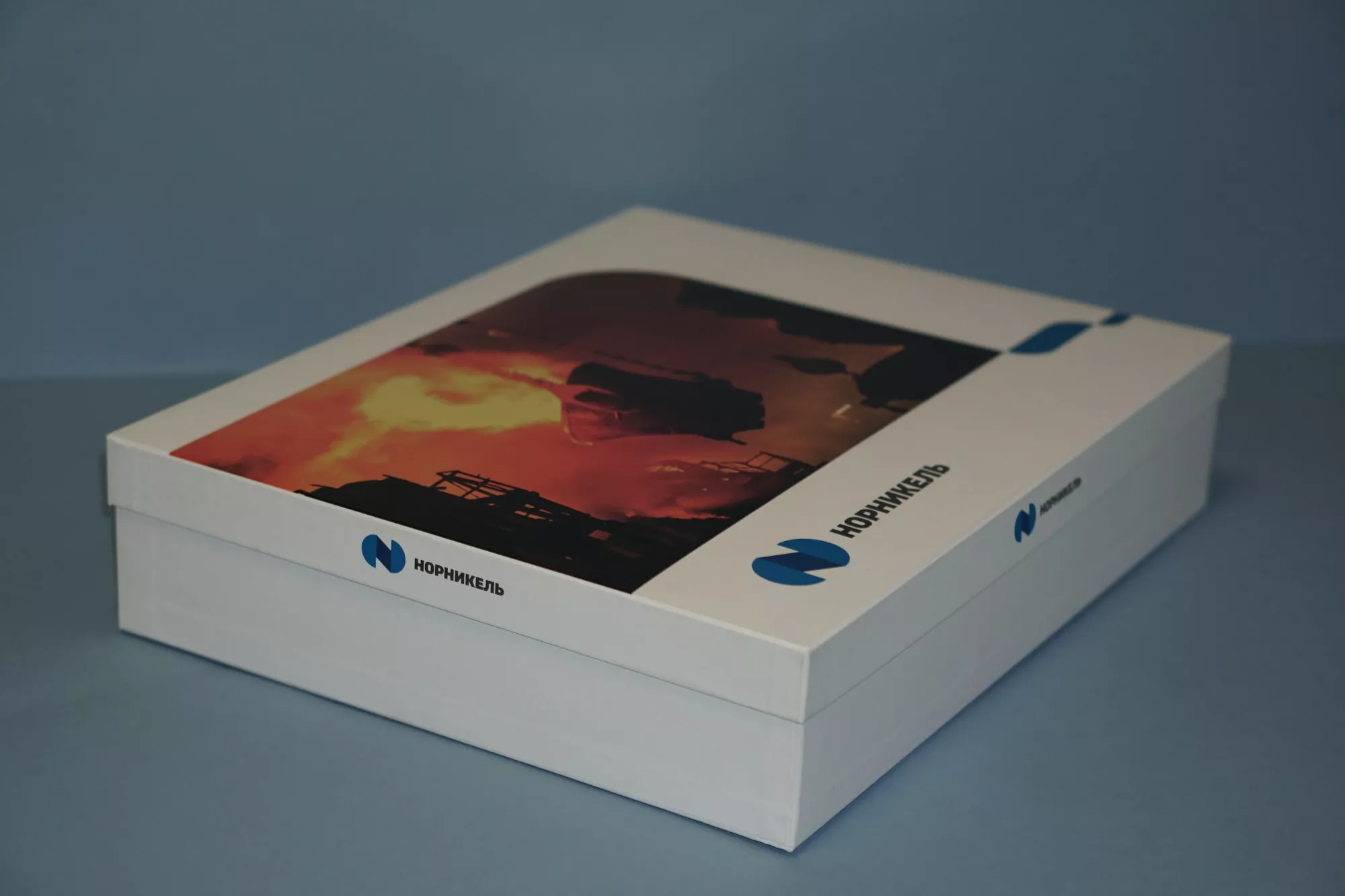 Коробка крышка-дно с полноцветной печатью Коробка крышка-дно с полноцветной печатью