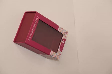 Коробка с окошком